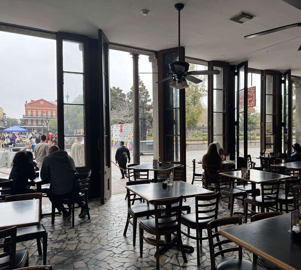 welcome to the cafe pontalba website